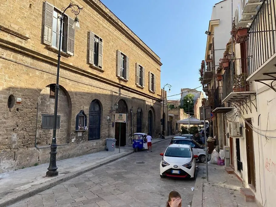 Demma Luxury Home Palermo 0*,  Italien
